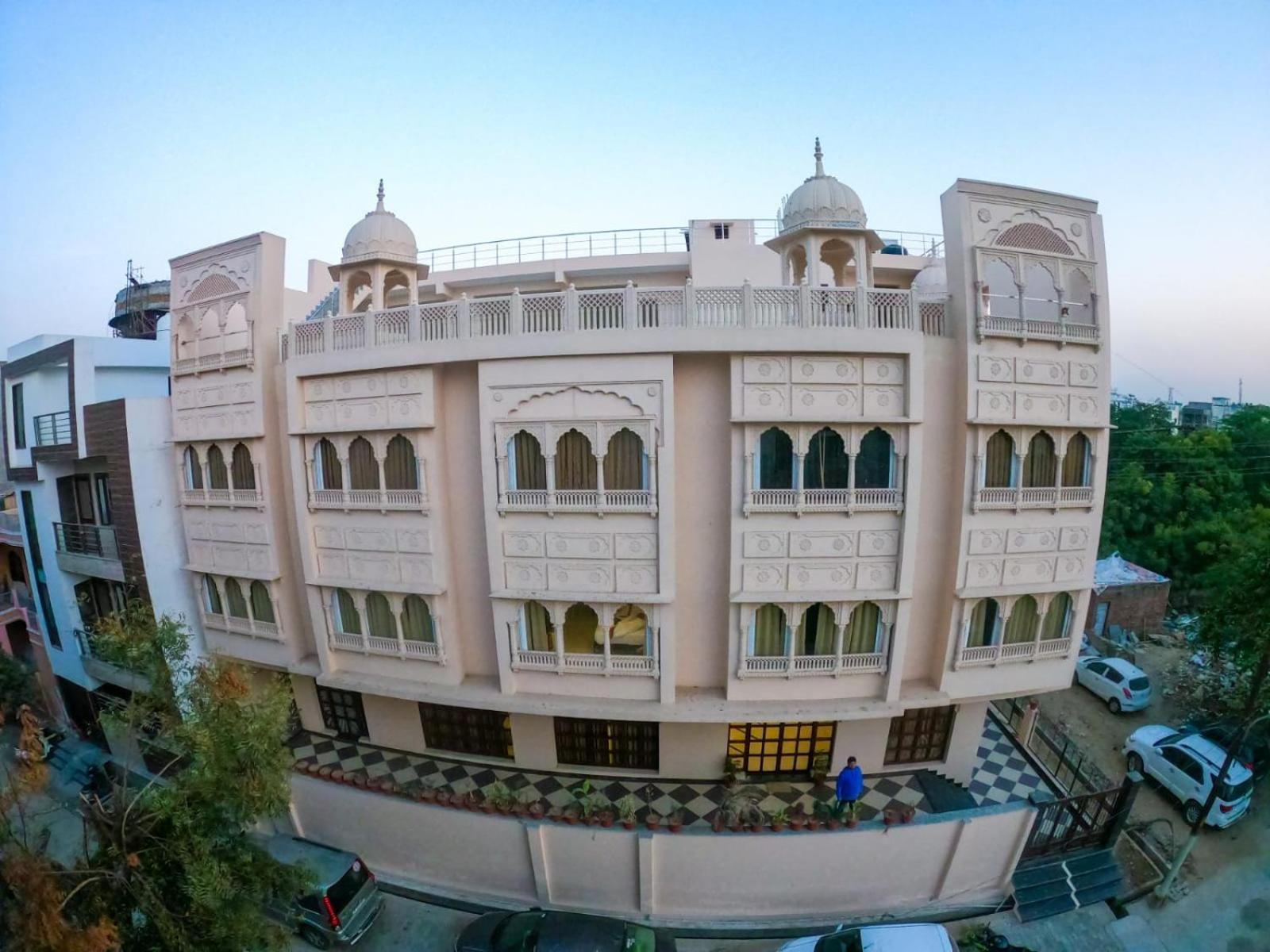 The Taj Vista Agra- Walking Distance To Taj Mahal Hotel Agra  Bagian luar foto