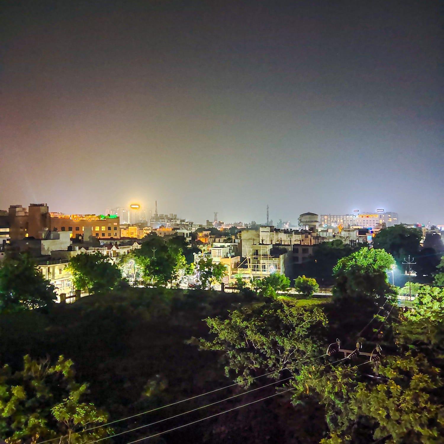 The Taj Vista Agra- Walking Distance To Taj Mahal Hotel Agra  Bagian luar foto