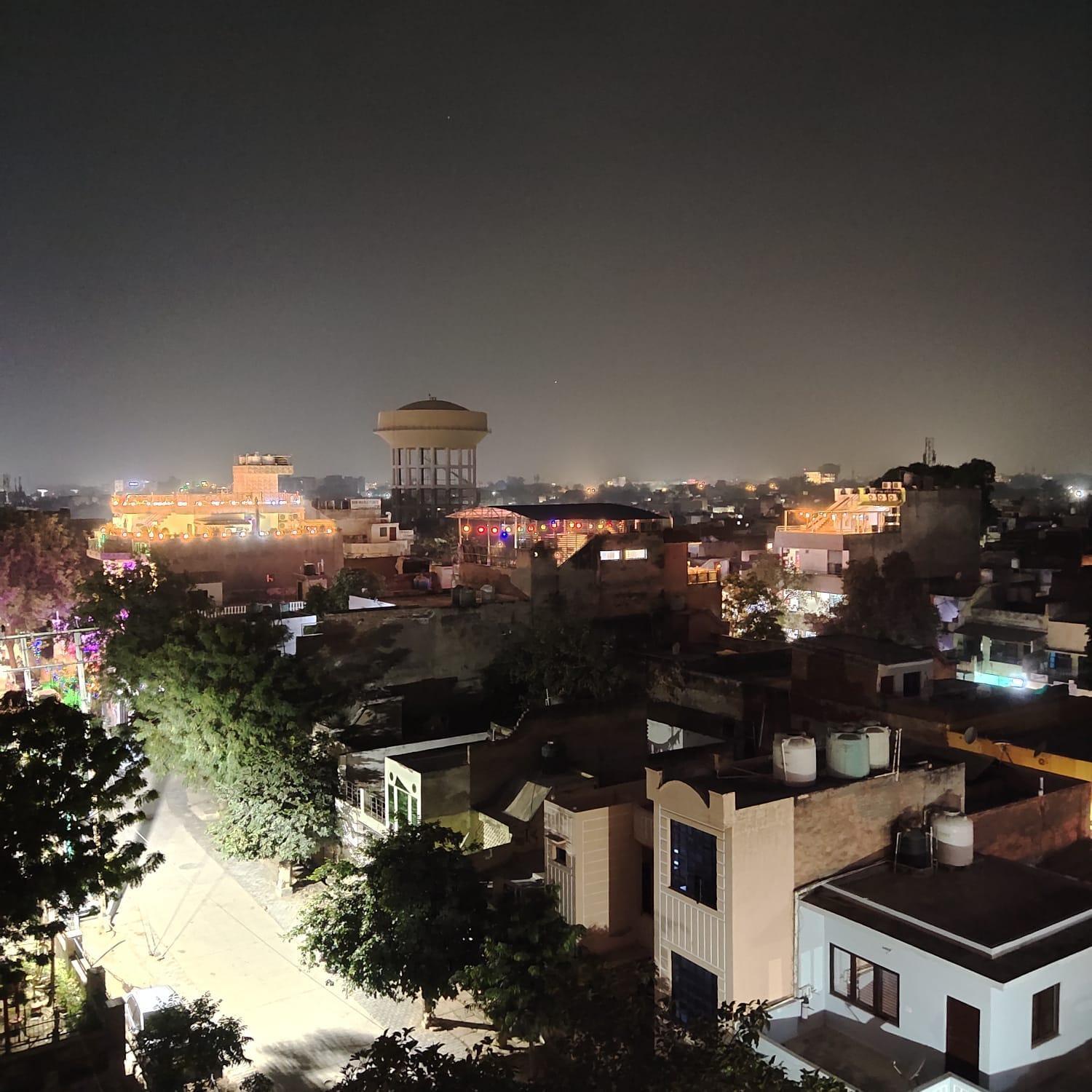 The Taj Vista Agra- Walking Distance To Taj Mahal Hotel Agra  Bagian luar foto