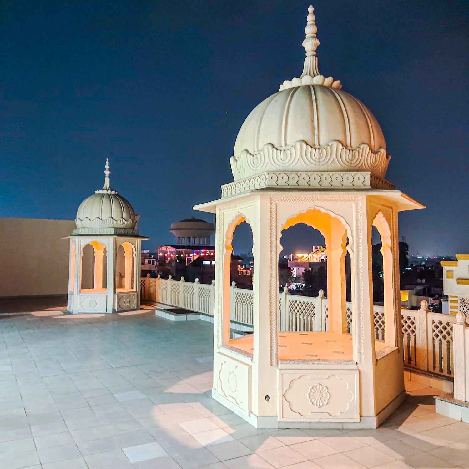 The Taj Vista Agra- Walking Distance To Taj Mahal Hotel Agra  Bagian luar foto