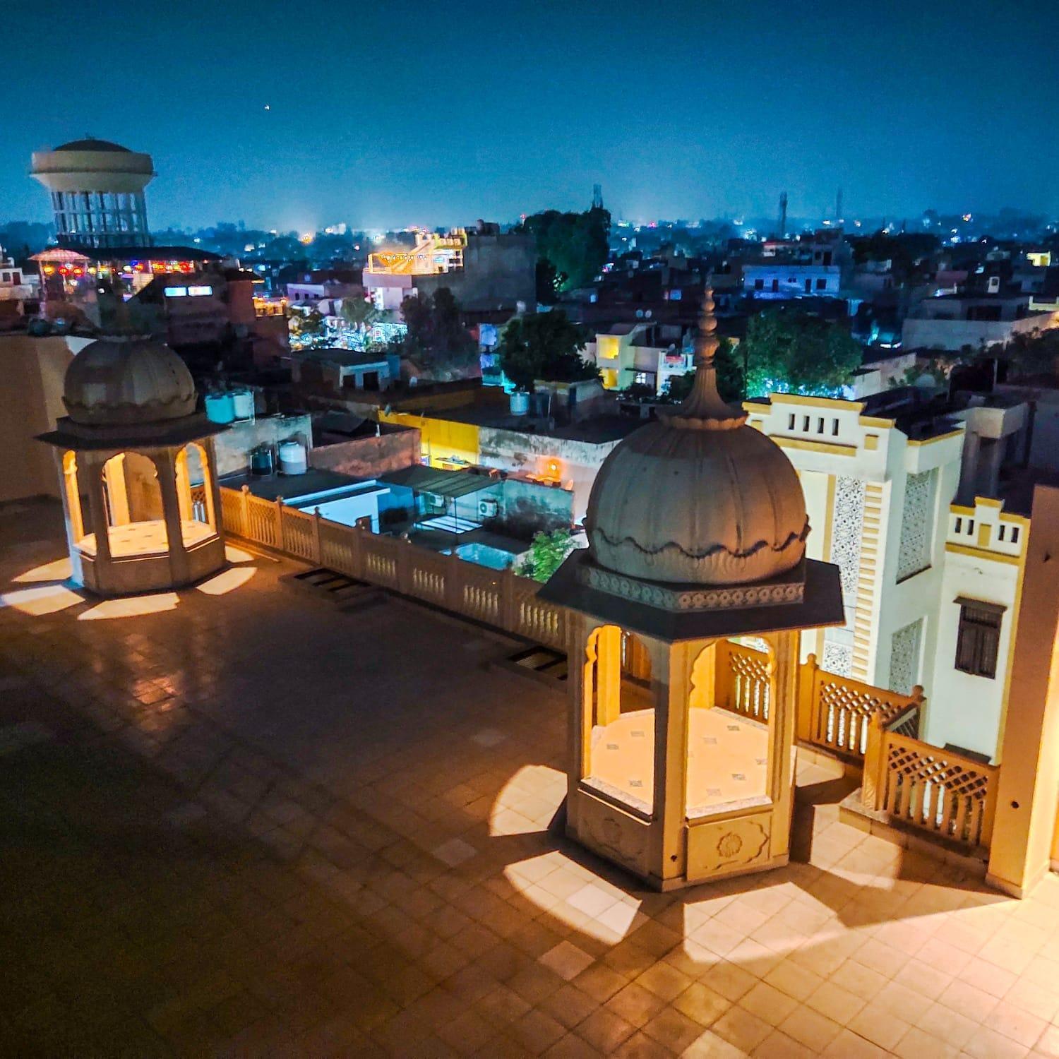 The Taj Vista Agra- Walking Distance To Taj Mahal Hotel Agra  Bagian luar foto