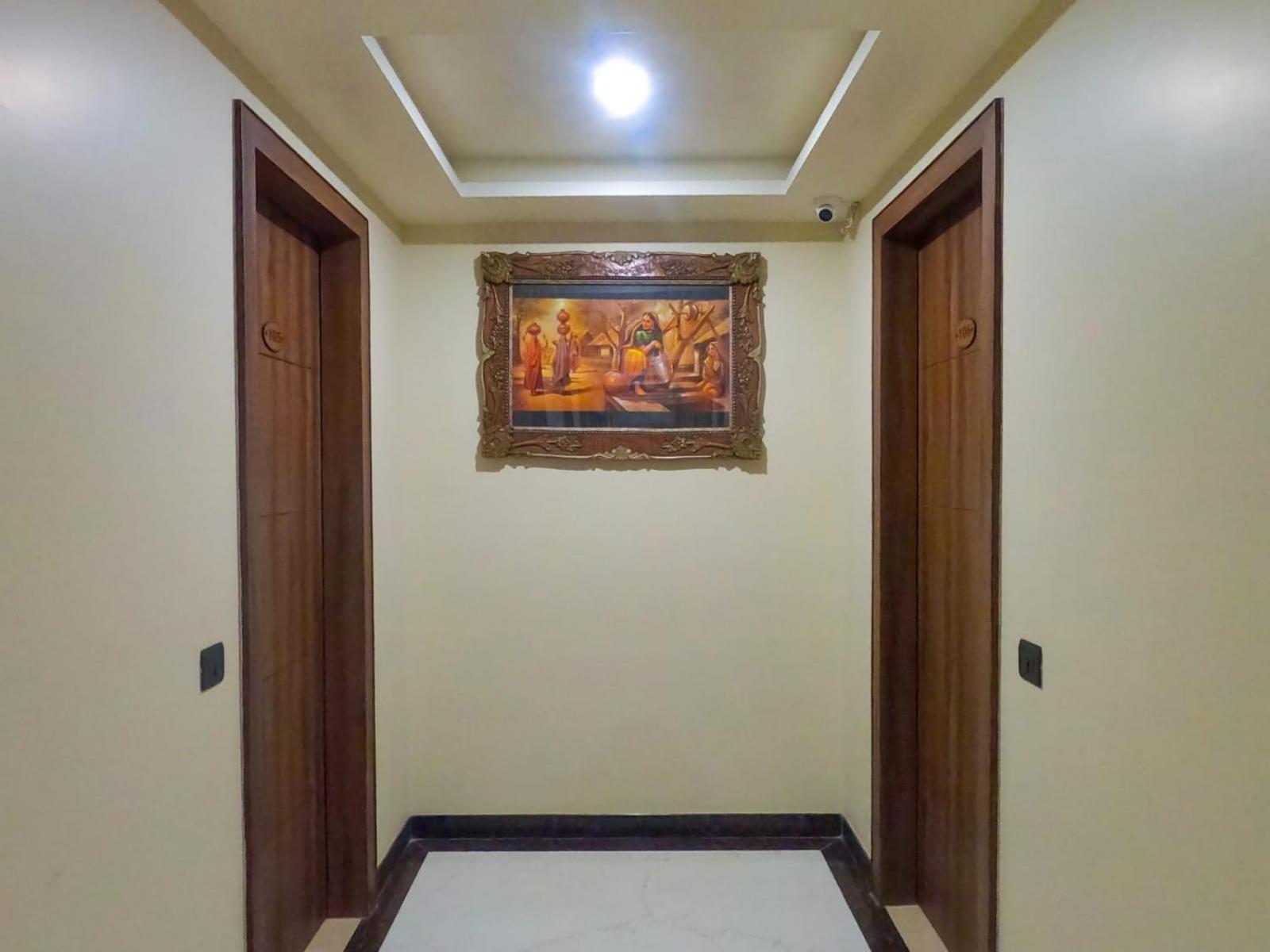The Taj Vista Agra- Walking Distance To Taj Mahal Hotel Agra  Bagian luar foto
